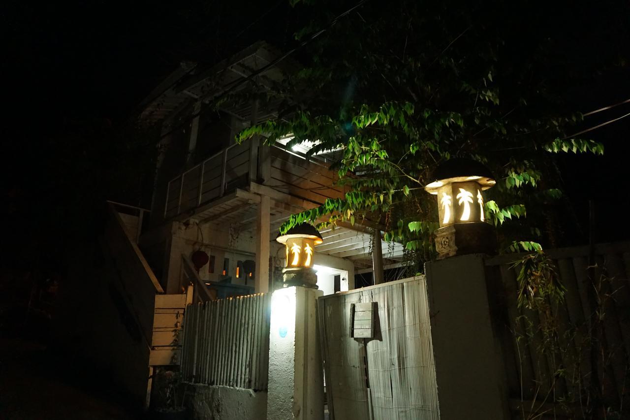 Bed and Breakfast Salon De Nomad Gili T. Гили Траванган Экстерьер фото