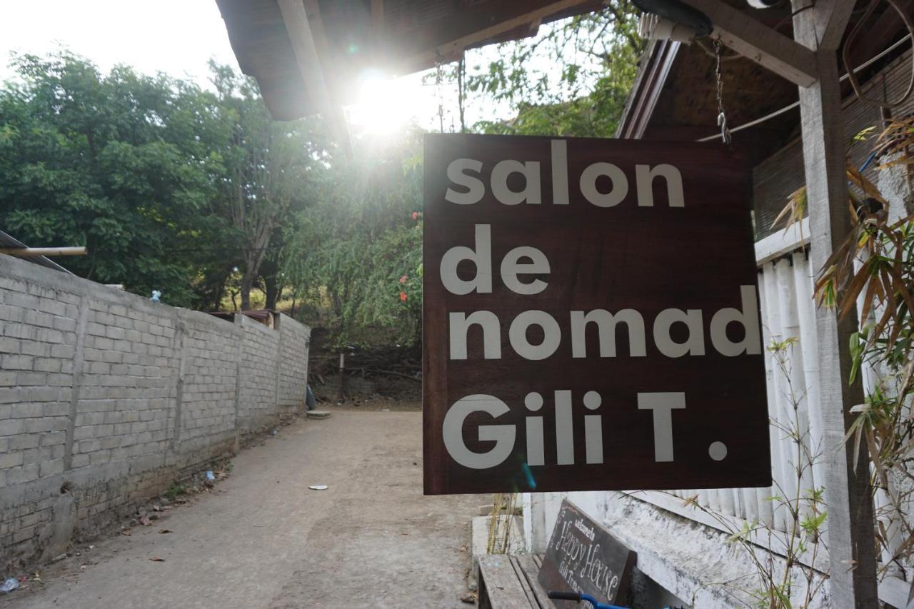 Bed and Breakfast Salon De Nomad Gili T. Гили Траванган Экстерьер фото